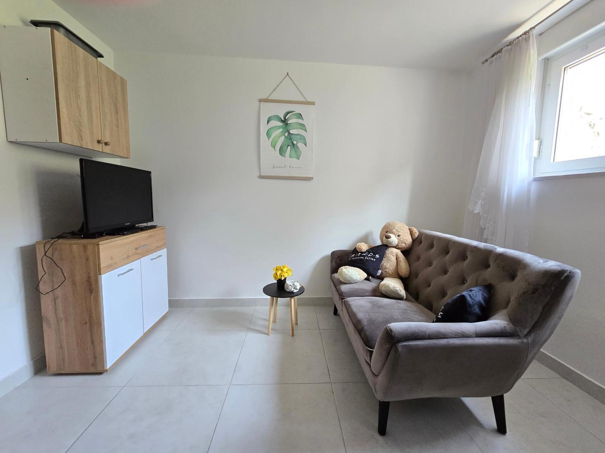 Apartment Nadalina 克拉列维察 外观 照片