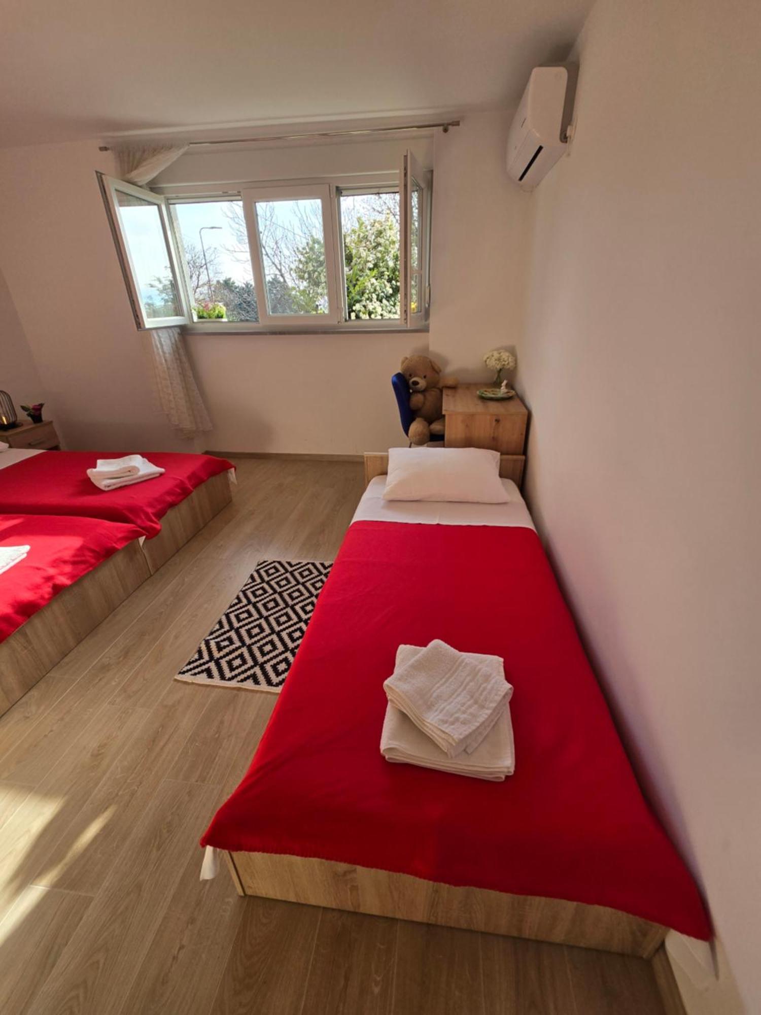 Apartment Nadalina 克拉列维察 外观 照片